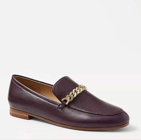 NEW! ANN TAYLOR Chain Accent Deep Burgandy Leather Loafers 9. - Picture 2 of 8